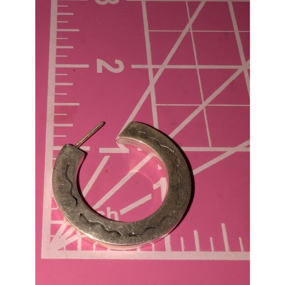 Solid 925 Sterling Silver Etched Design Hoop Earrings - Picture 5 of 6